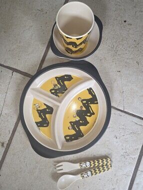 2021 Peanuts Charlie Brown Childs Divided Plate,  Bowl, Cup Fork & Spoon